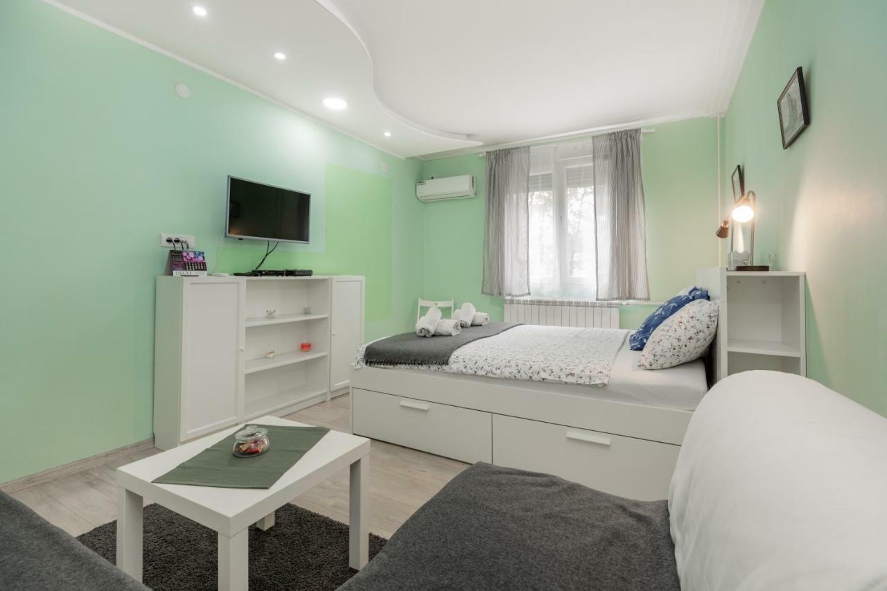 Apartman Gloria 2 Belgrado Exterior foto